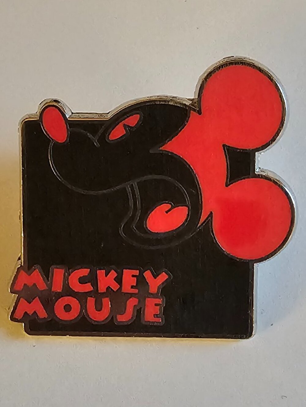 DISNEY Pin Trading ~ Mickey Mouse Expressions ~ Red/Yelling ~ 2012 ~ P27